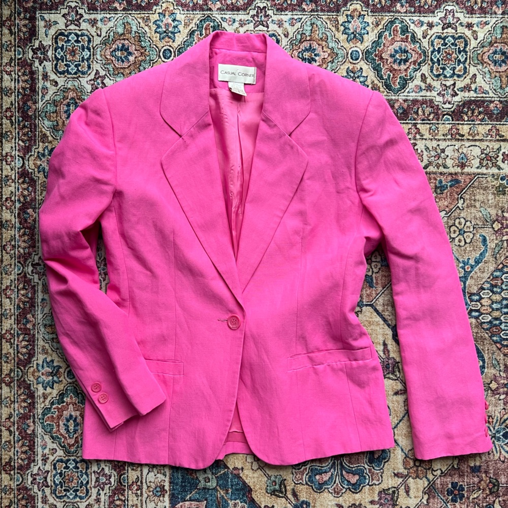 EUC vintage Casual Corner hot pink linen single button blazer, size 4